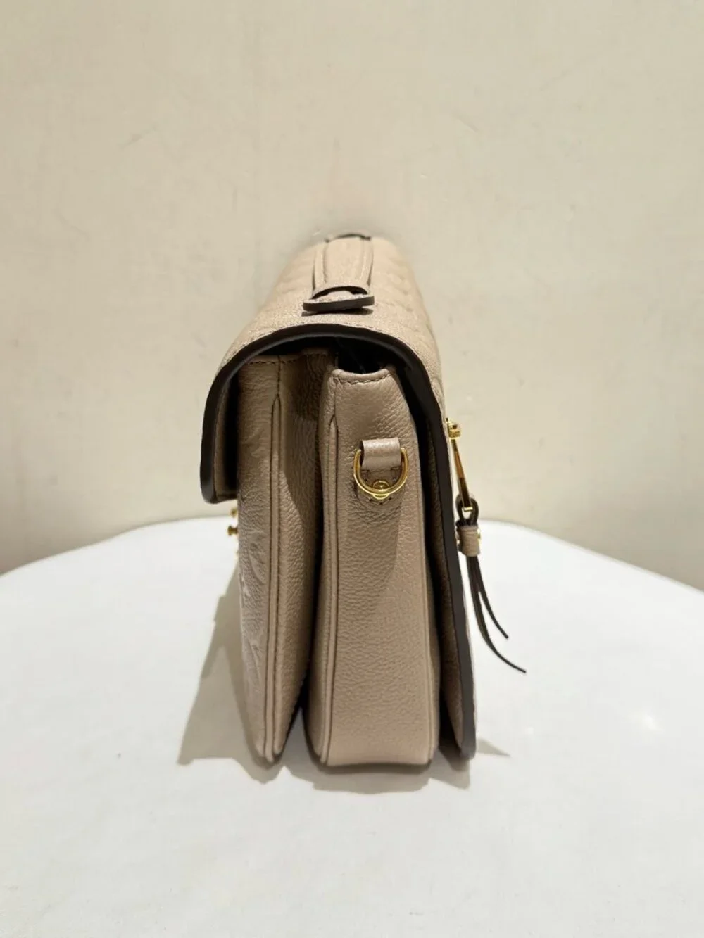 Louis Vuitton Pochette Métis Grey Monogram Empreinte Leather Messenger Bag